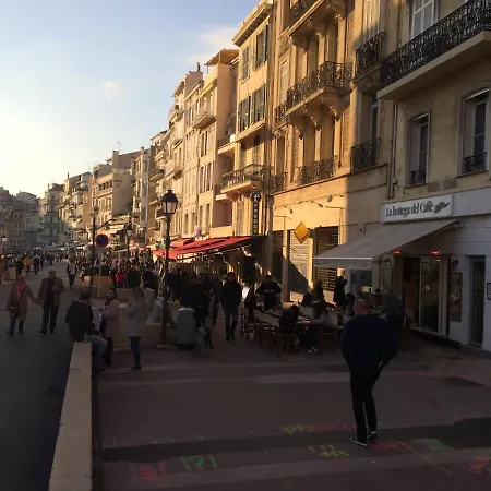 Le President - Forville Апартаменты